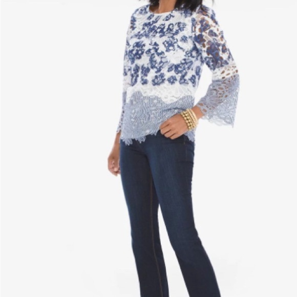 Chico’s Printed Lace Popover Top
0 Petite ( Size 4) White Navy - Picture 2 of 13